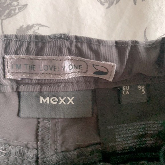 Wide pants. - Picture 2 of 3